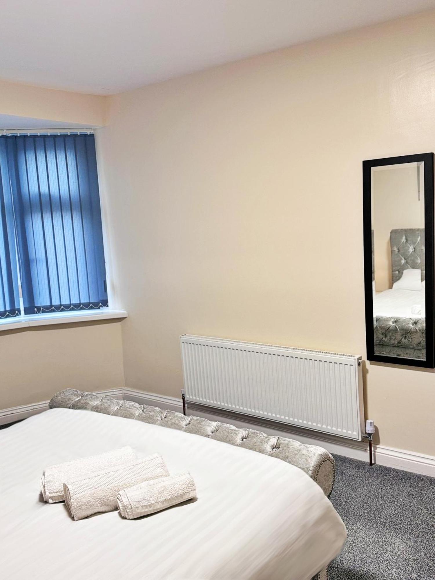 Hébergement de vacances Full In Heywood Street Near Cheetham Hill Manchester