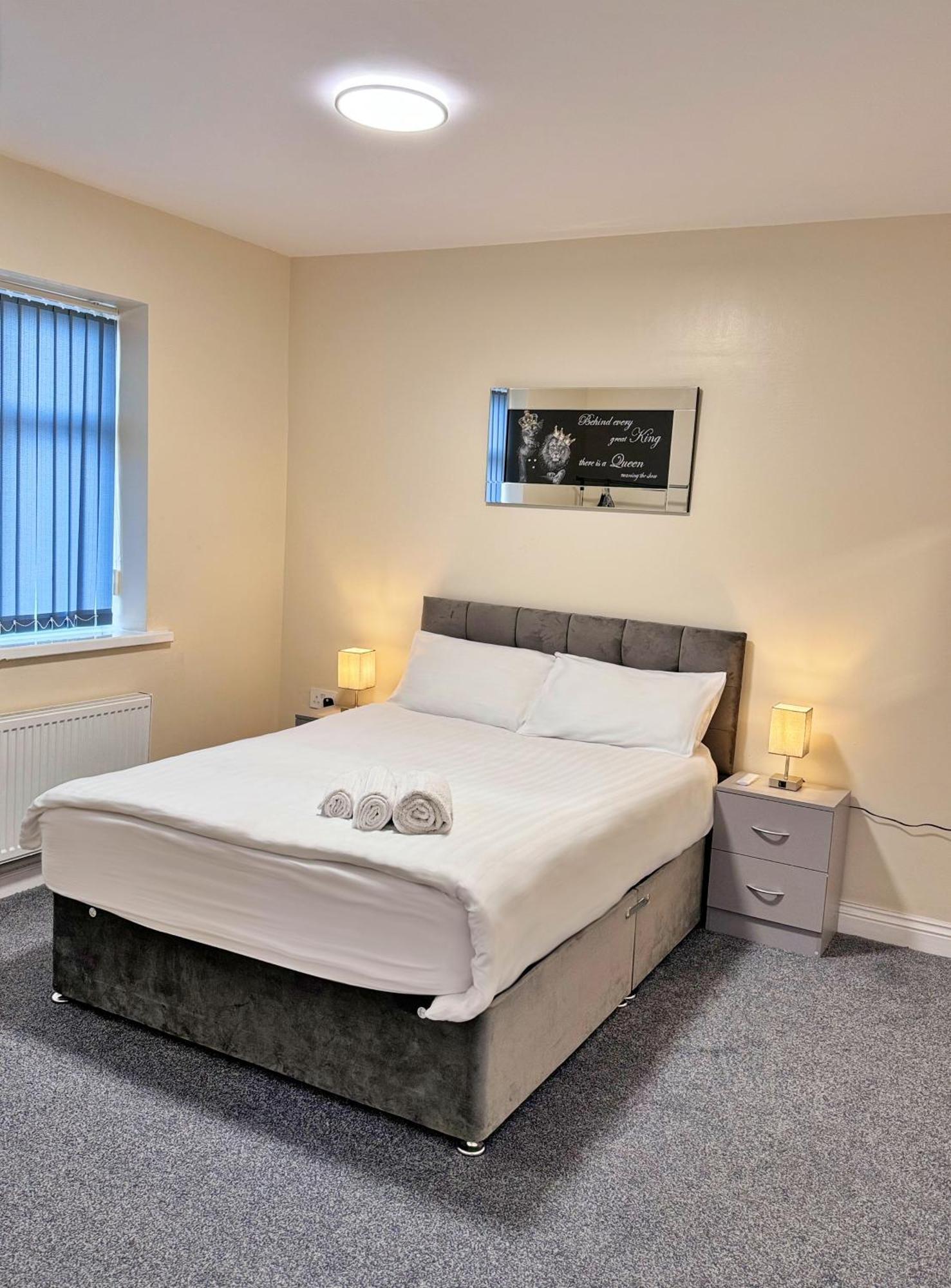 Hébergement de vacances Full In Heywood Street Near Cheetham Hill Manchester