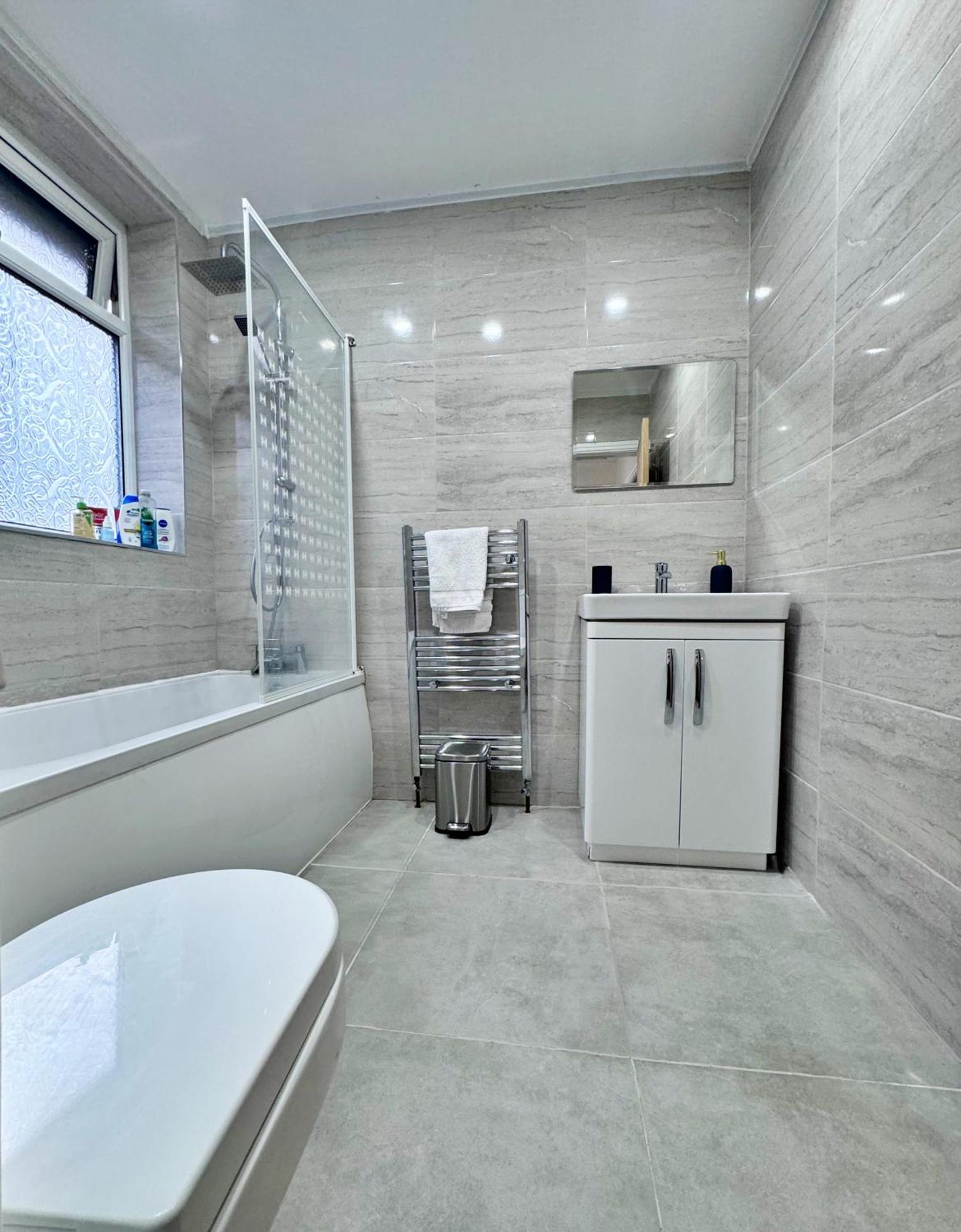 Hébergement de vacances Full In Heywood Street Near Cheetham Hill Manchester