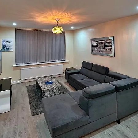 Full Home In Heywood Street Near Cheetham Hill Manchester Extérieur photo