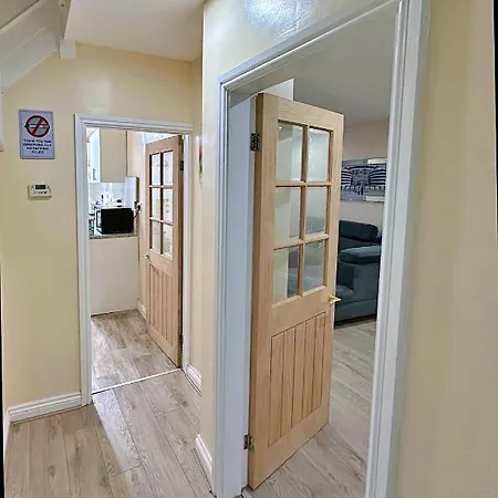 Full Home In Heywood Street Near Cheetham Hill Manchester Extérieur photo