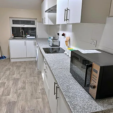 Full Home In Heywood Street Near Cheetham Hill Manchester Extérieur photo