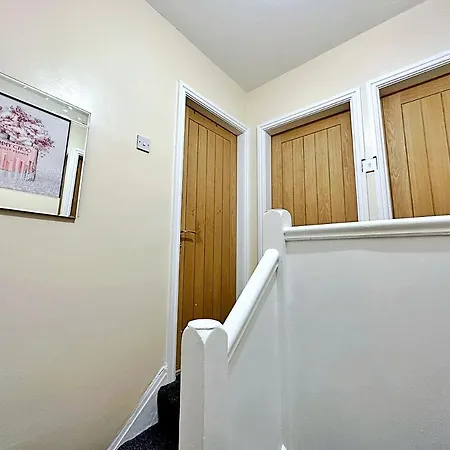 Full Home In Heywood Street Near Cheetham Hill Manchester Extérieur photo